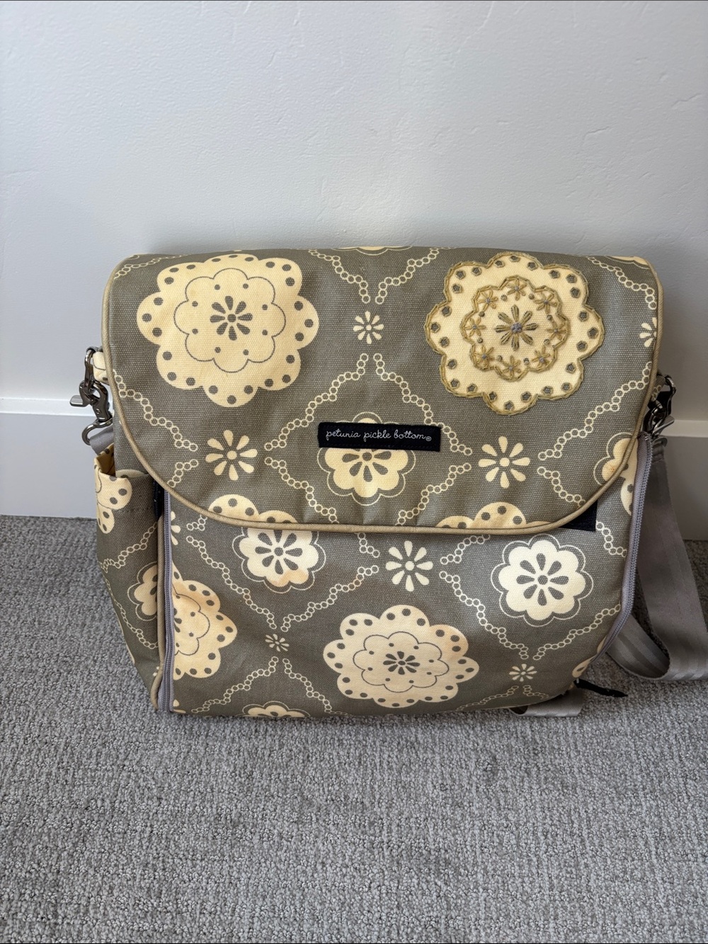 Petunia Pickle Bottom Gray Messenger Bag with Cream Floral Print